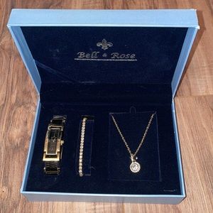Pretty jewelry and watch set